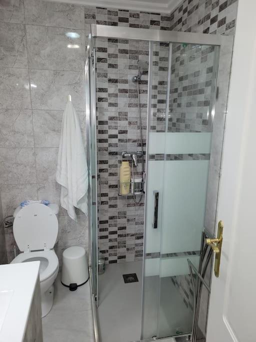 Apartamento Bajo Con Terraza Y Piscina ตอร์เรเวียคา ภายนอก รูปภาพ