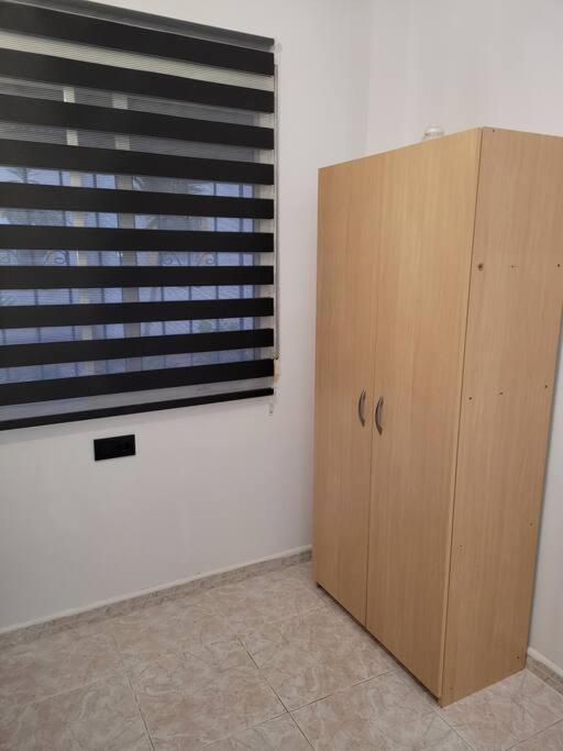 Apartamento Bajo Con Terraza Y Piscina ตอร์เรเวียคา ภายนอก รูปภาพ