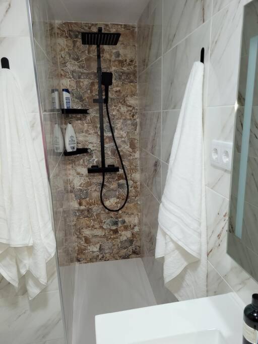 Apartamento Bajo Con Terraza Y Piscina ตอร์เรเวียคา ภายนอก รูปภาพ