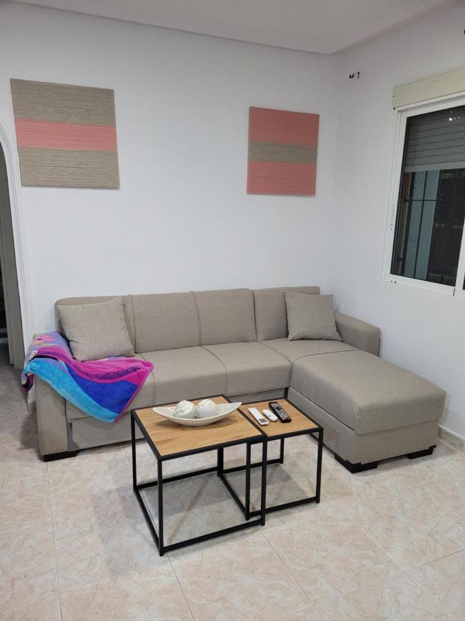 Apartamento Bajo Con Terraza Y Piscina ตอร์เรเวียคา ภายนอก รูปภาพ