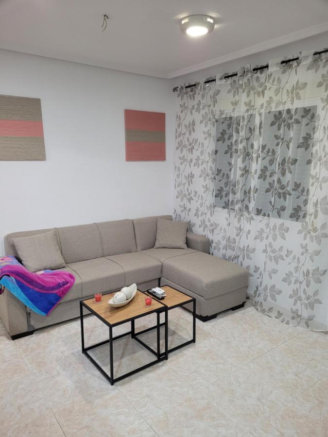 Apartamento Bajo Con Terraza Y Piscina ตอร์เรเวียคา ภายนอก รูปภาพ